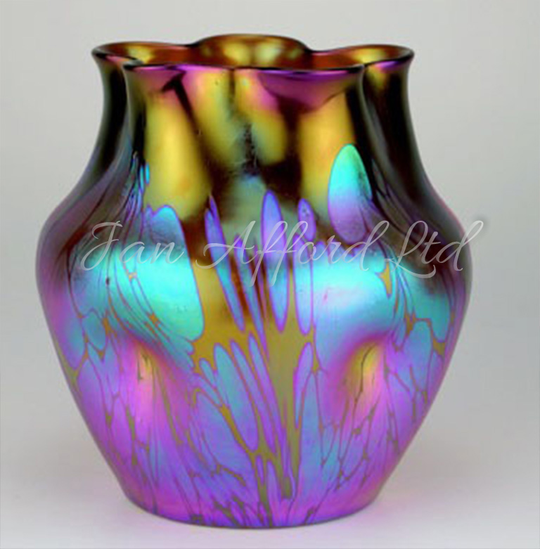 HOME. loetz-medici-vase-fw